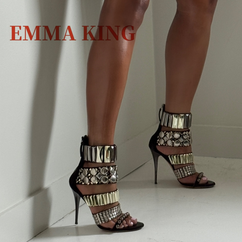 Gladiator Sandal Women - Czarne zdobione sandały na pasku wokół