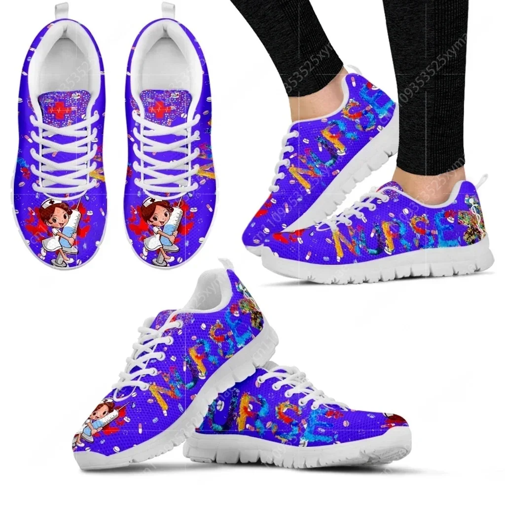 Women'S Shoes Nursing - Damskie sneakersy z uroczym wzorem pielęgniarki
