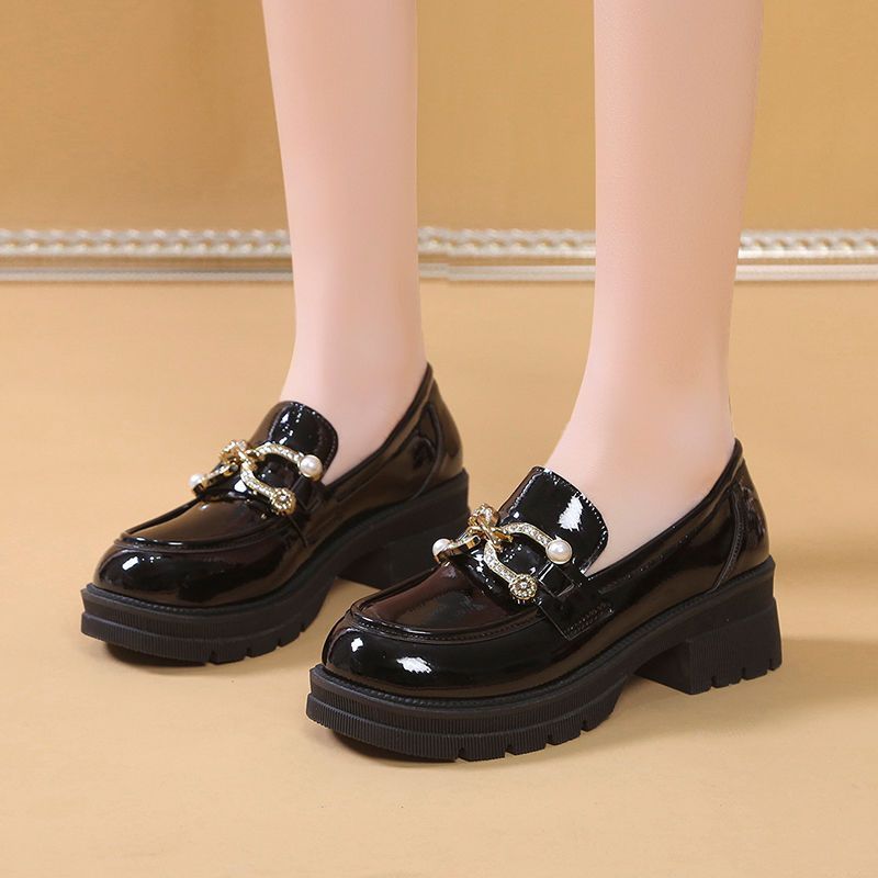Buty damskie w stylu japońskim – Women Shoes Japanese Brand recenzja i cena
