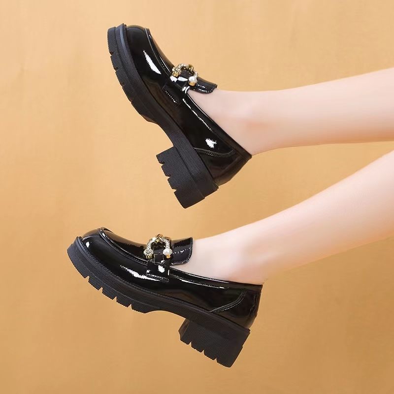 Buty damskie w stylu japońskim – Women Shoes Japanese Brand recenzja i cena