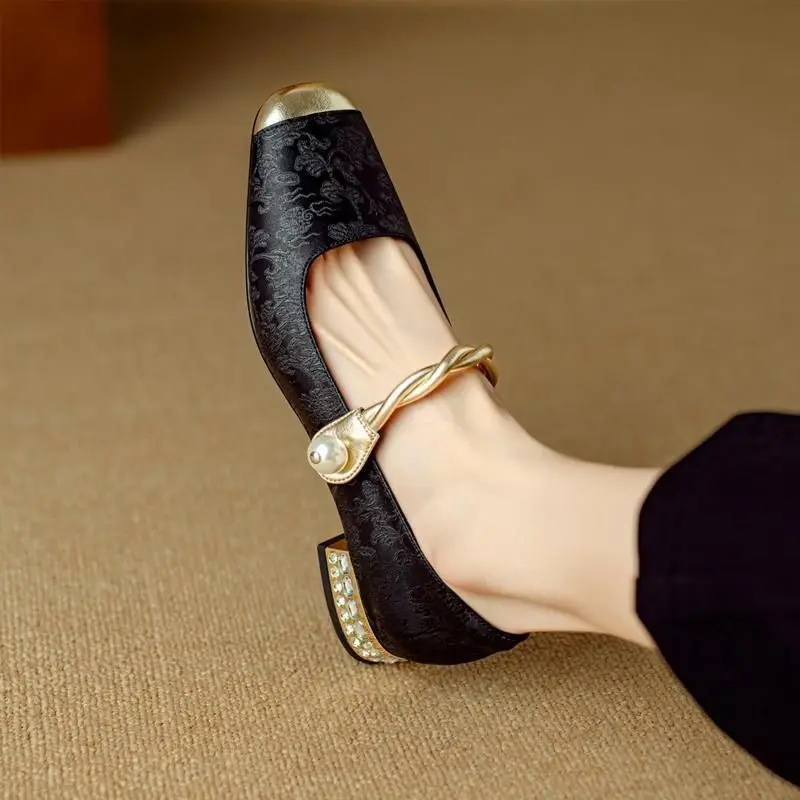 Czółenka damskie na słupku, kw – Women Shoes Japanese Brand recenzja i cena