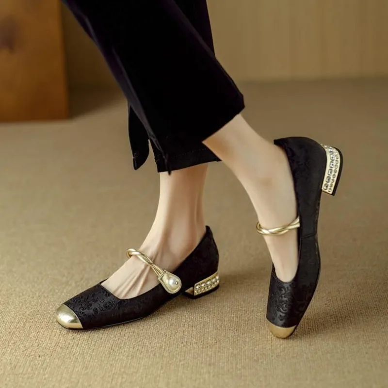Czółenka damskie na słupku, kw – Women Shoes Japanese Brand recenzja i cena